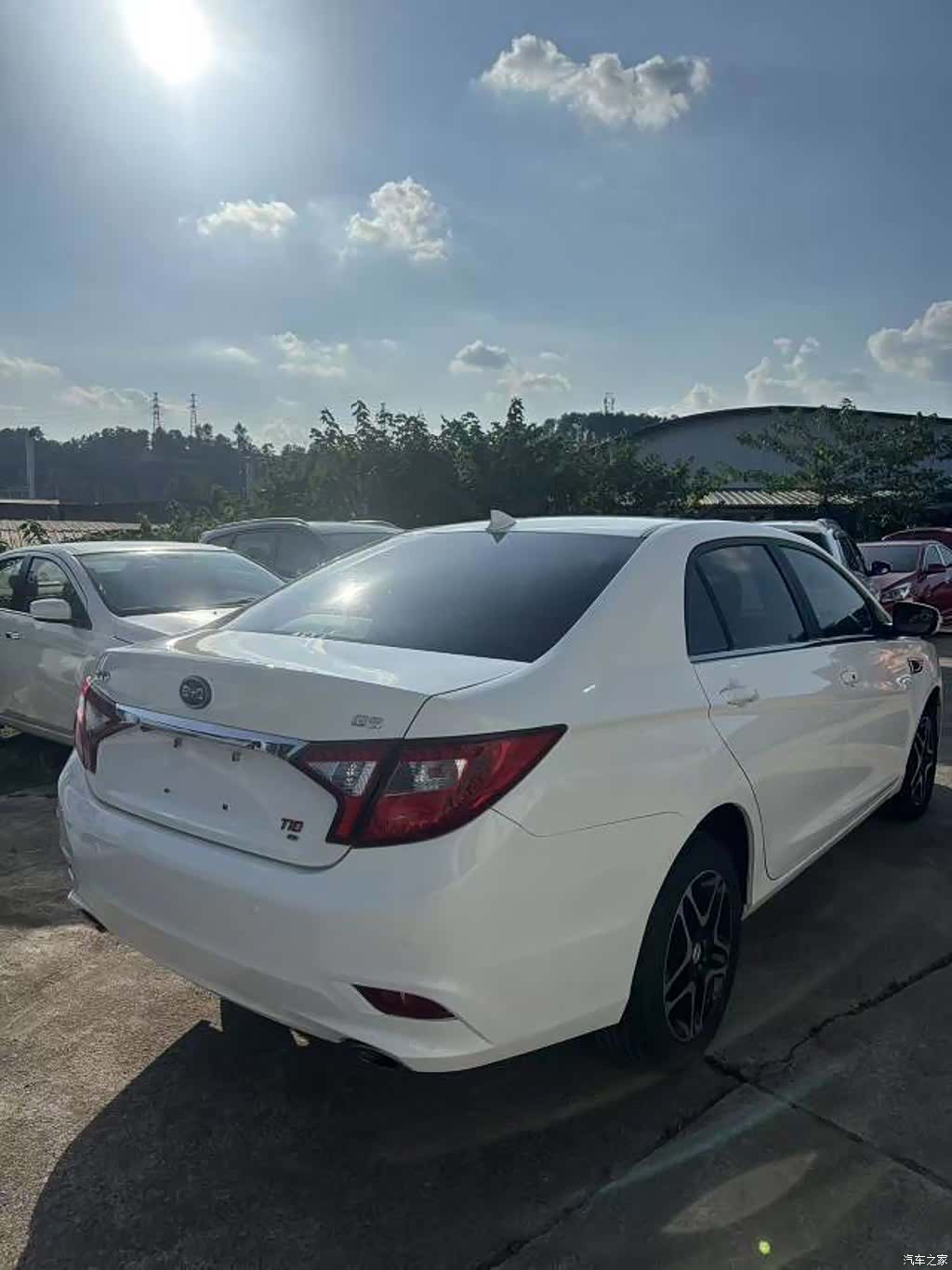BYD 1.5TID, 2014 все фото
