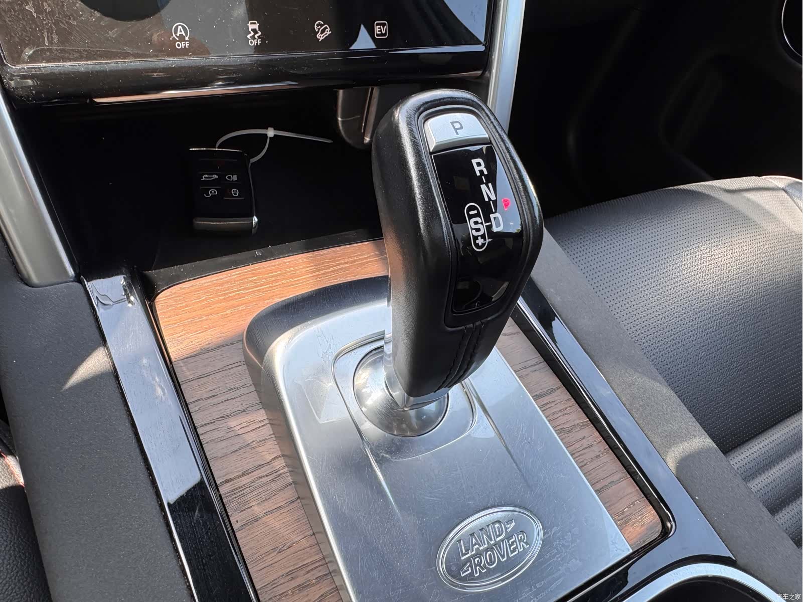 Land Rover Discovery, 2021 10