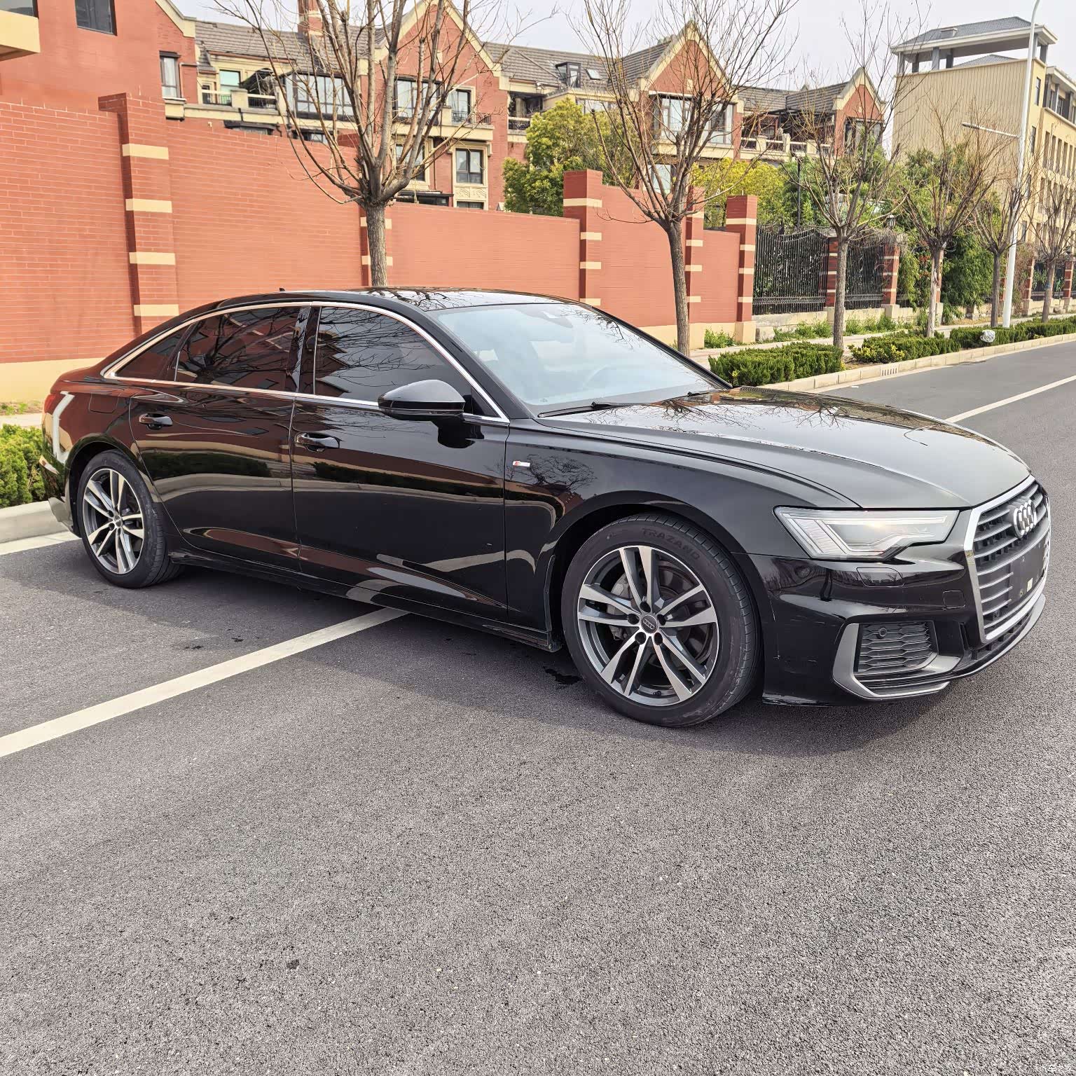 Audi A6L, 2021 3