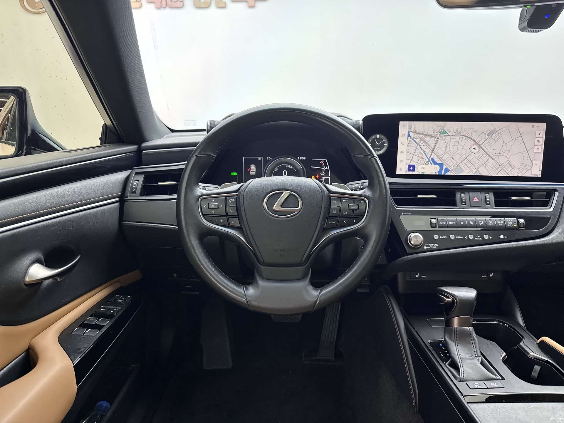 Lexus ES, 2022 7