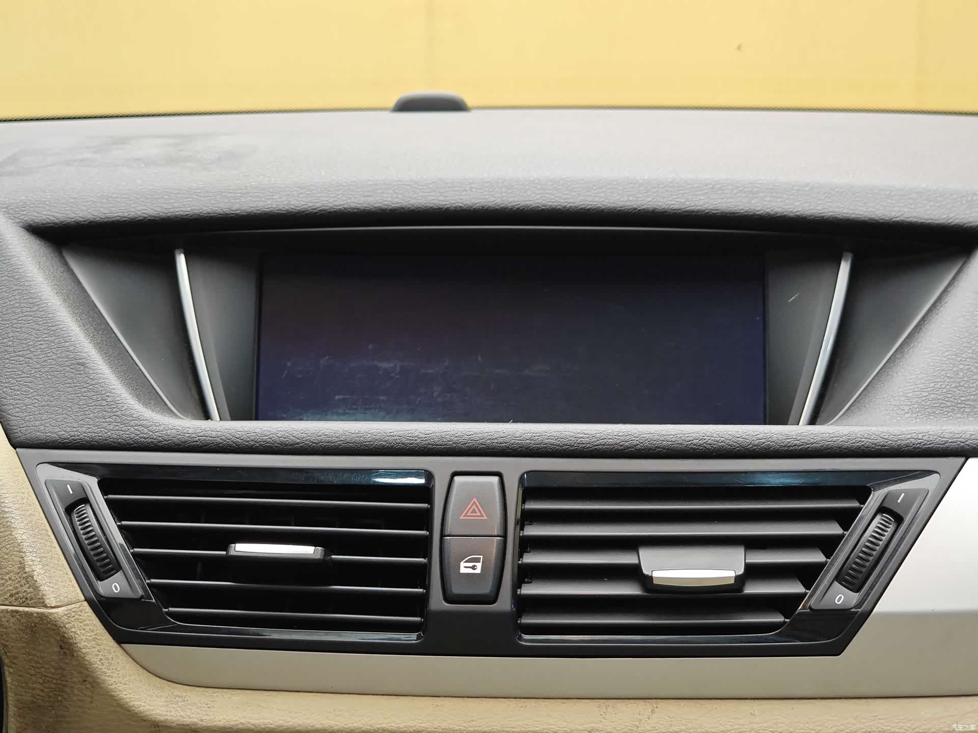 BMW X1, 2013 15