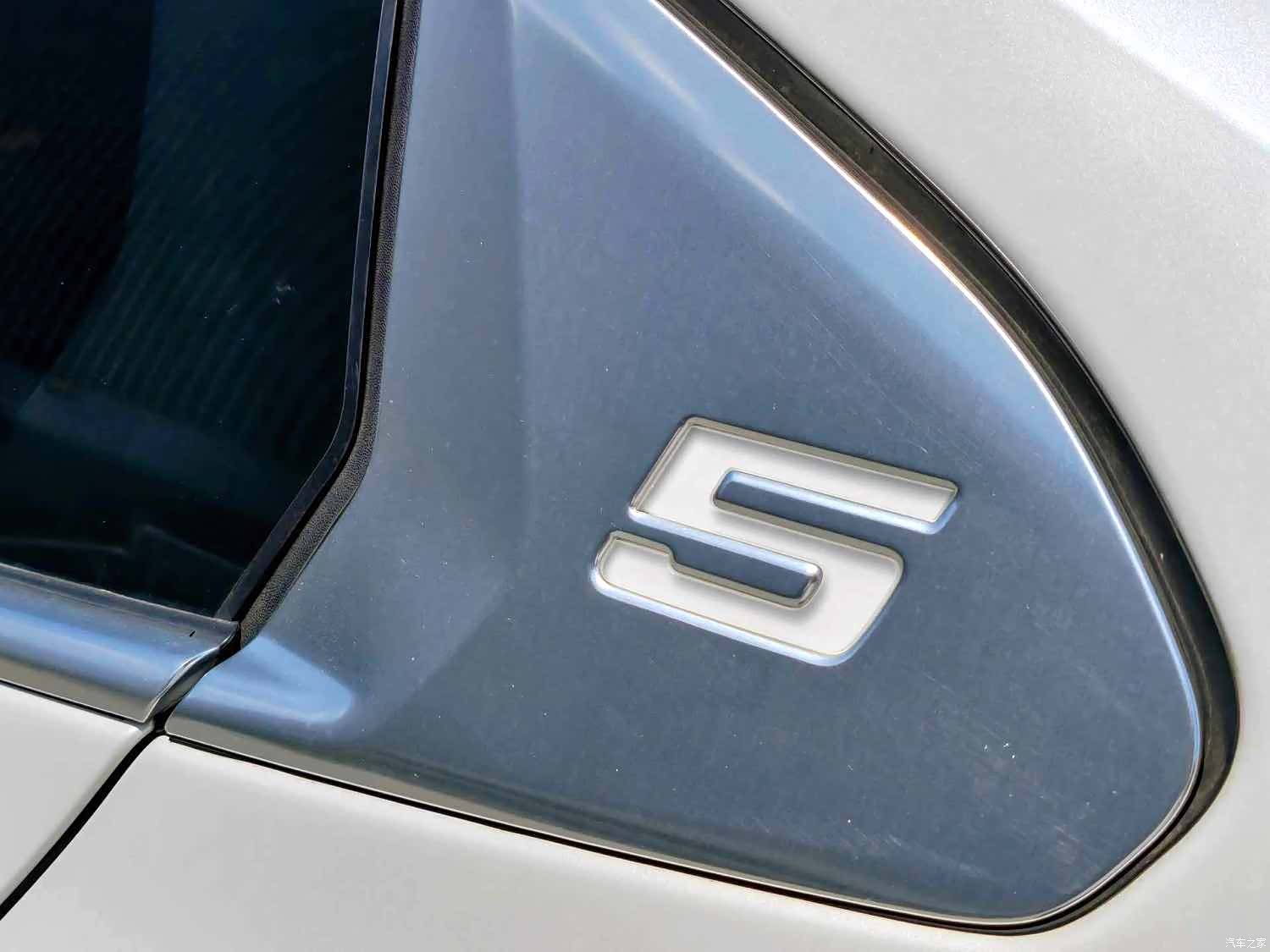 BMW 5 Series, 2024 17