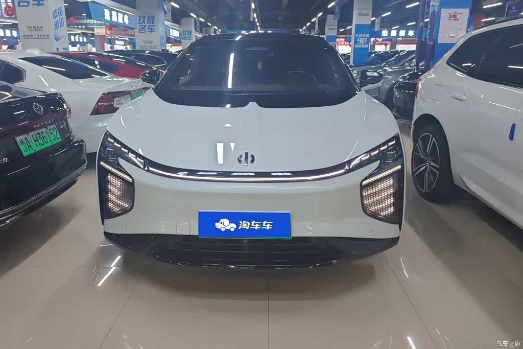 HiPhi X, 2024 2