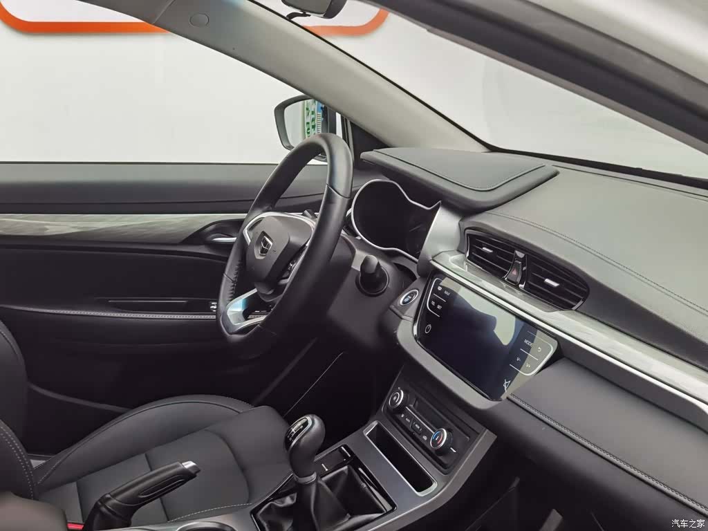 Geely Emgrand, 2019 22