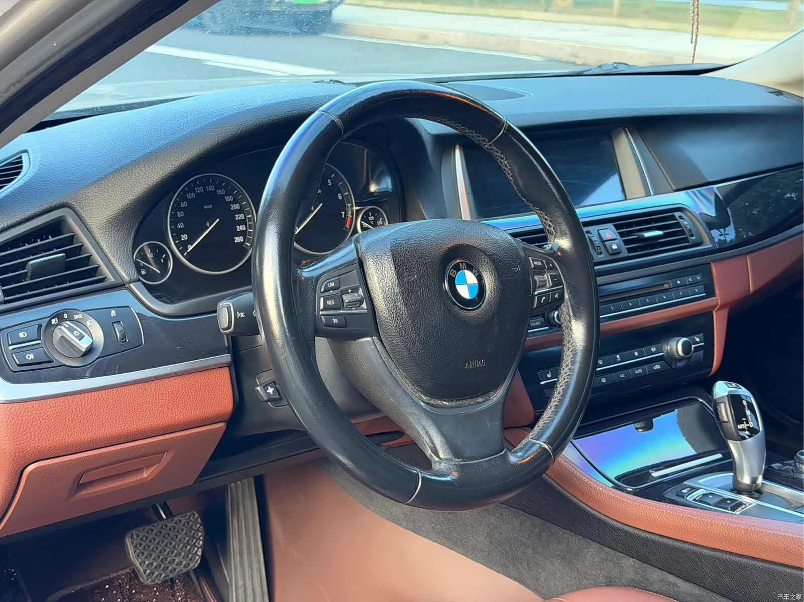 BMW 5 Series, 2016 12