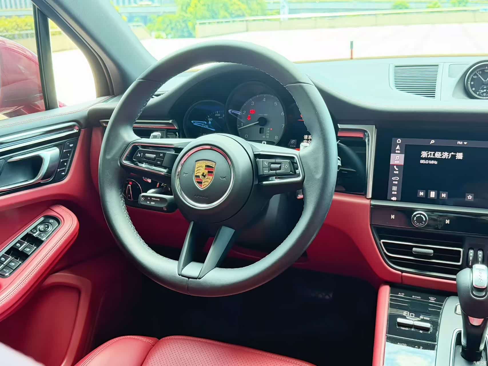 Porsche Macan, 2023 9