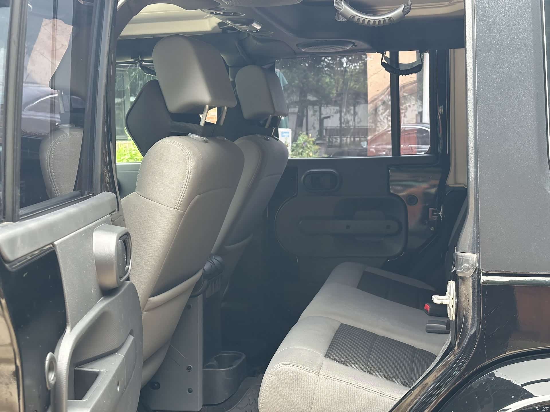 Jeep Wrangler, 2010 22