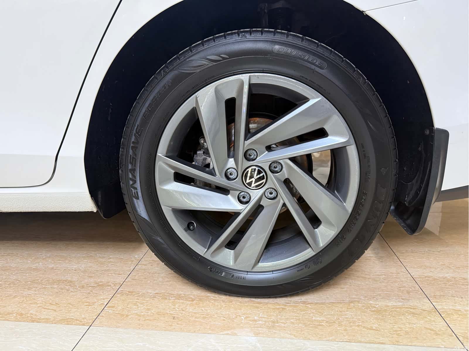 Volkswagen Lamando, 2022 19
