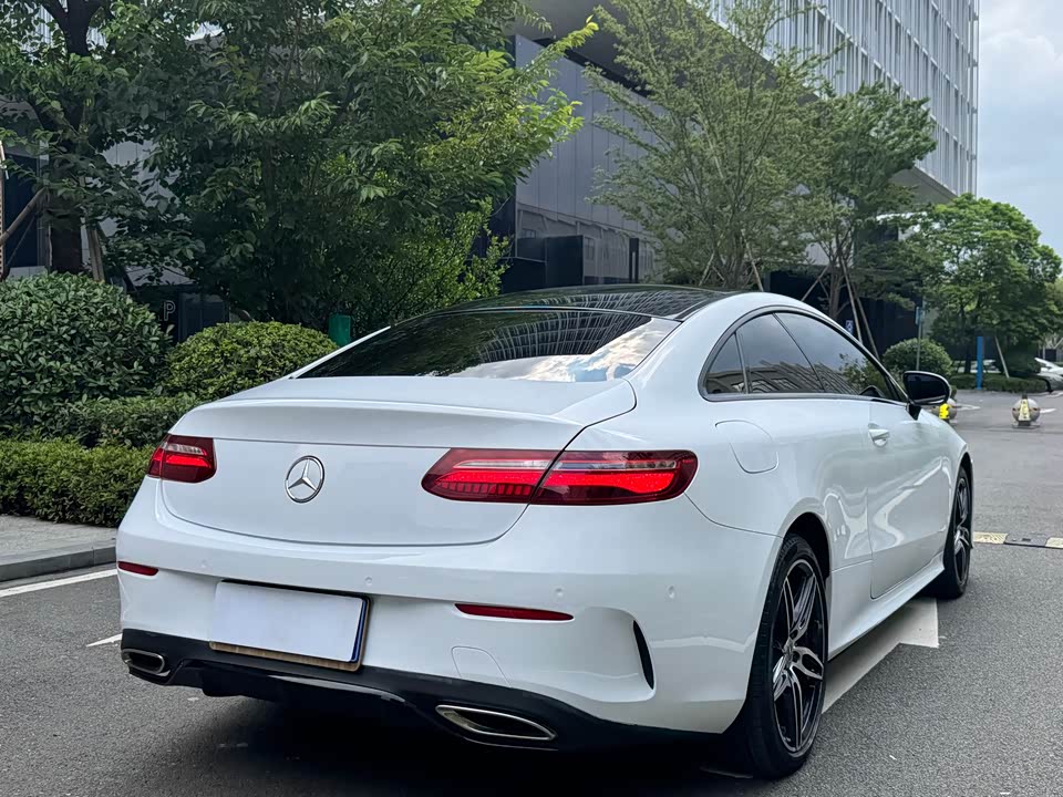 Mercedes-Benz E-class Mercedes-Benz E-class