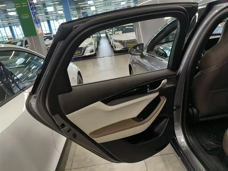 BYD Qin Yuan