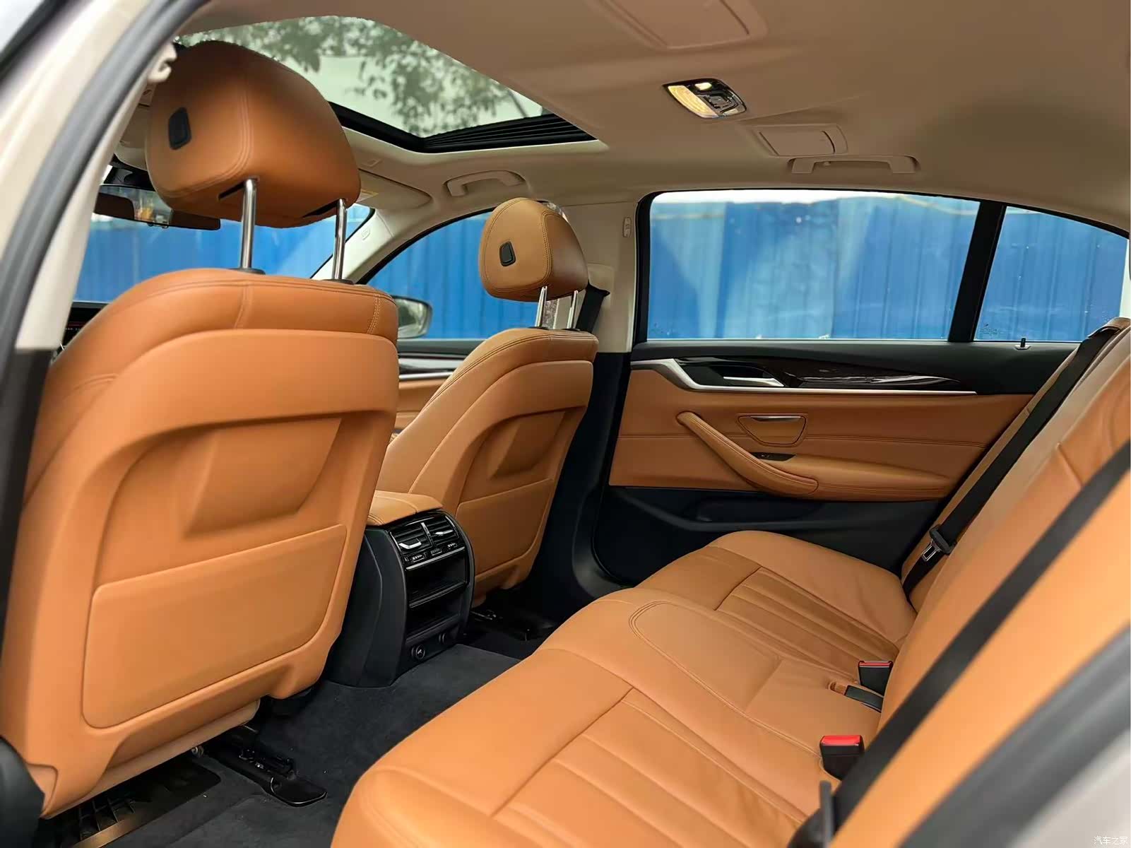 BMW 5 Series, 2018 13