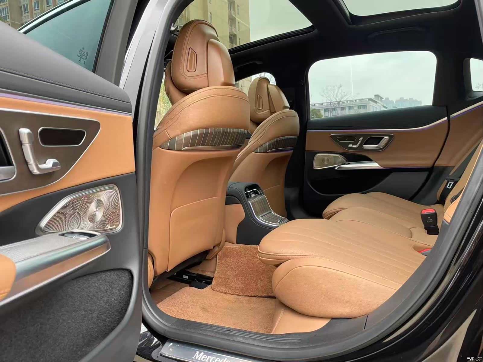 Mercedes-Benz E-Class, 2025 все фото