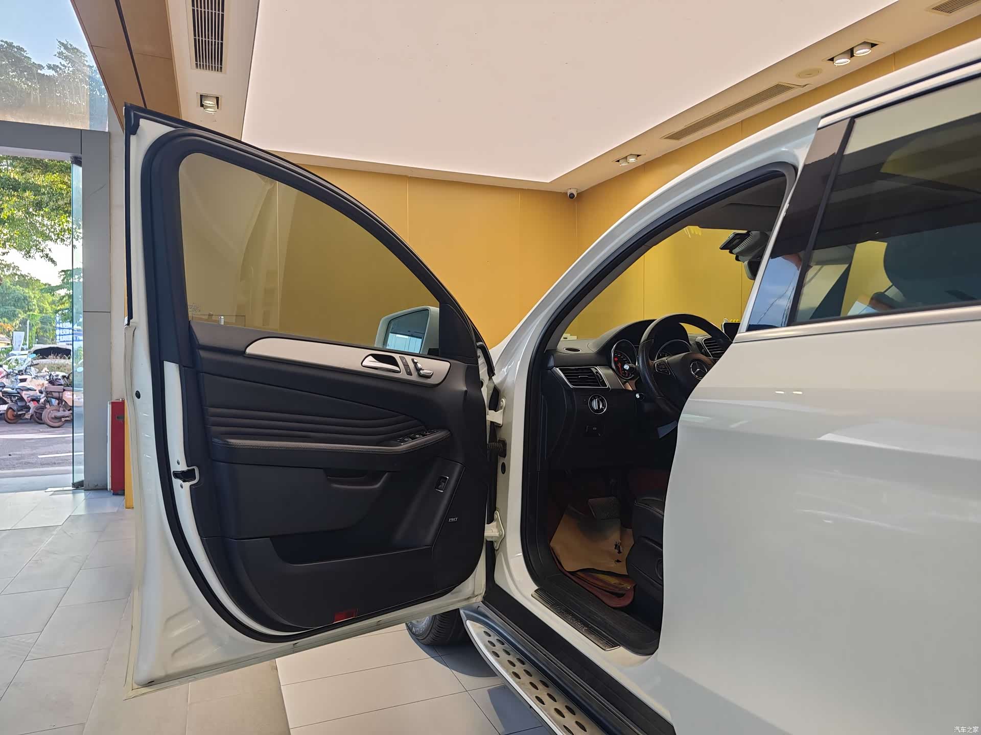 Mercedes-Benz GLE, 2016 8