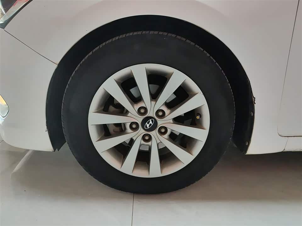 Hyundai Name picture