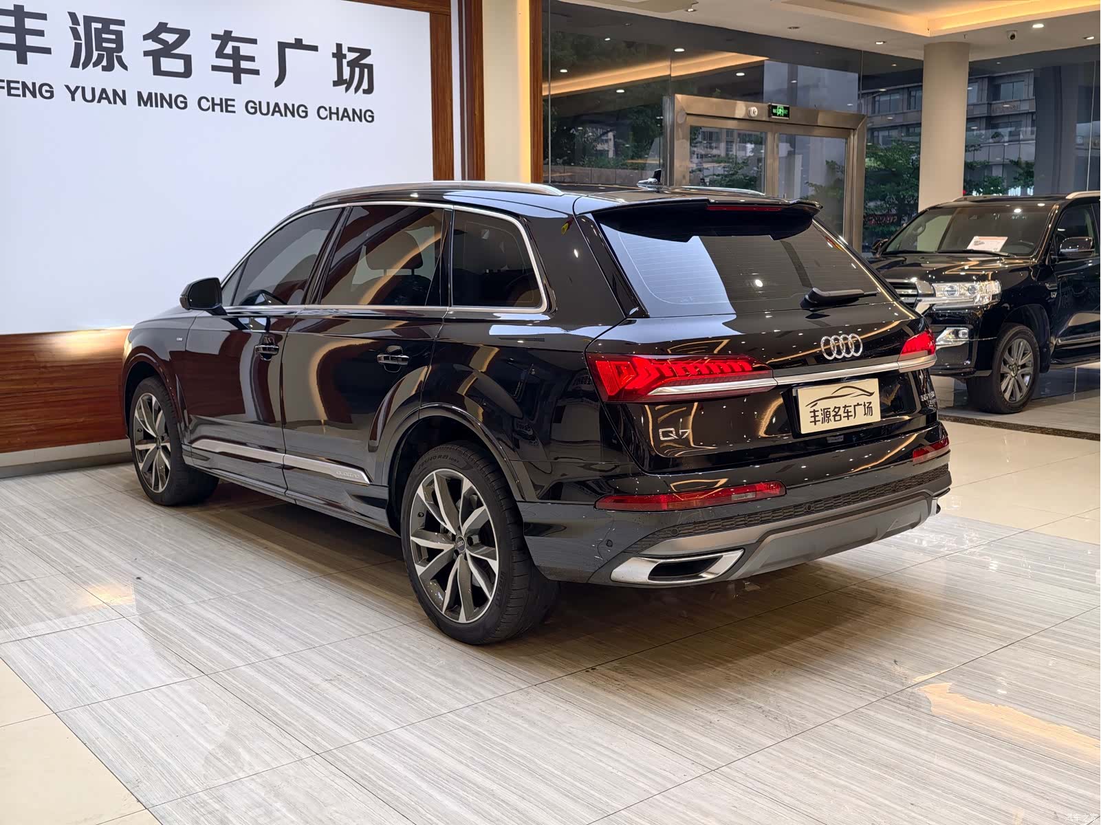 Audi Q7, 2023 29