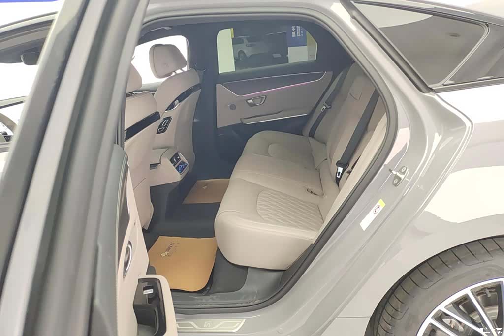BYD Han, 2025 11