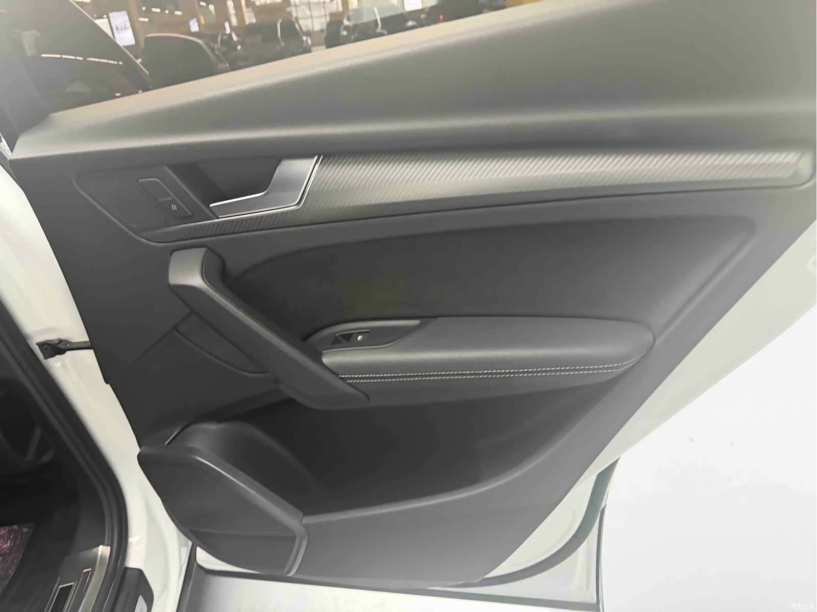 Audi Q5L, 2021 12
