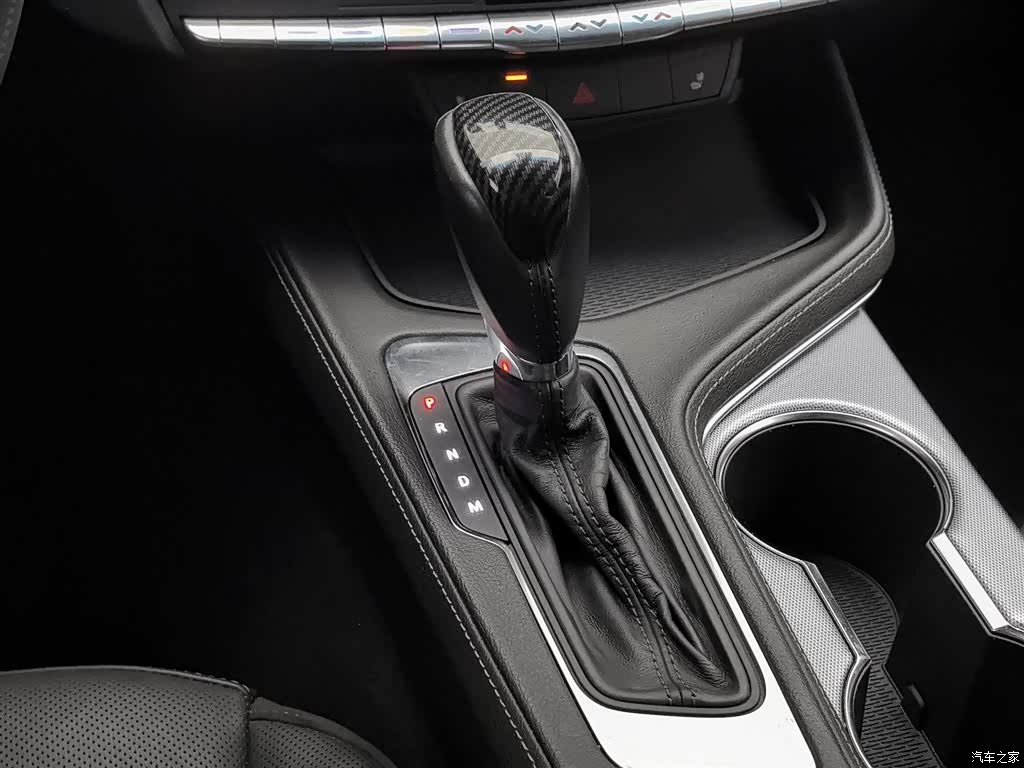 Cadillac CT4, 2021 13
