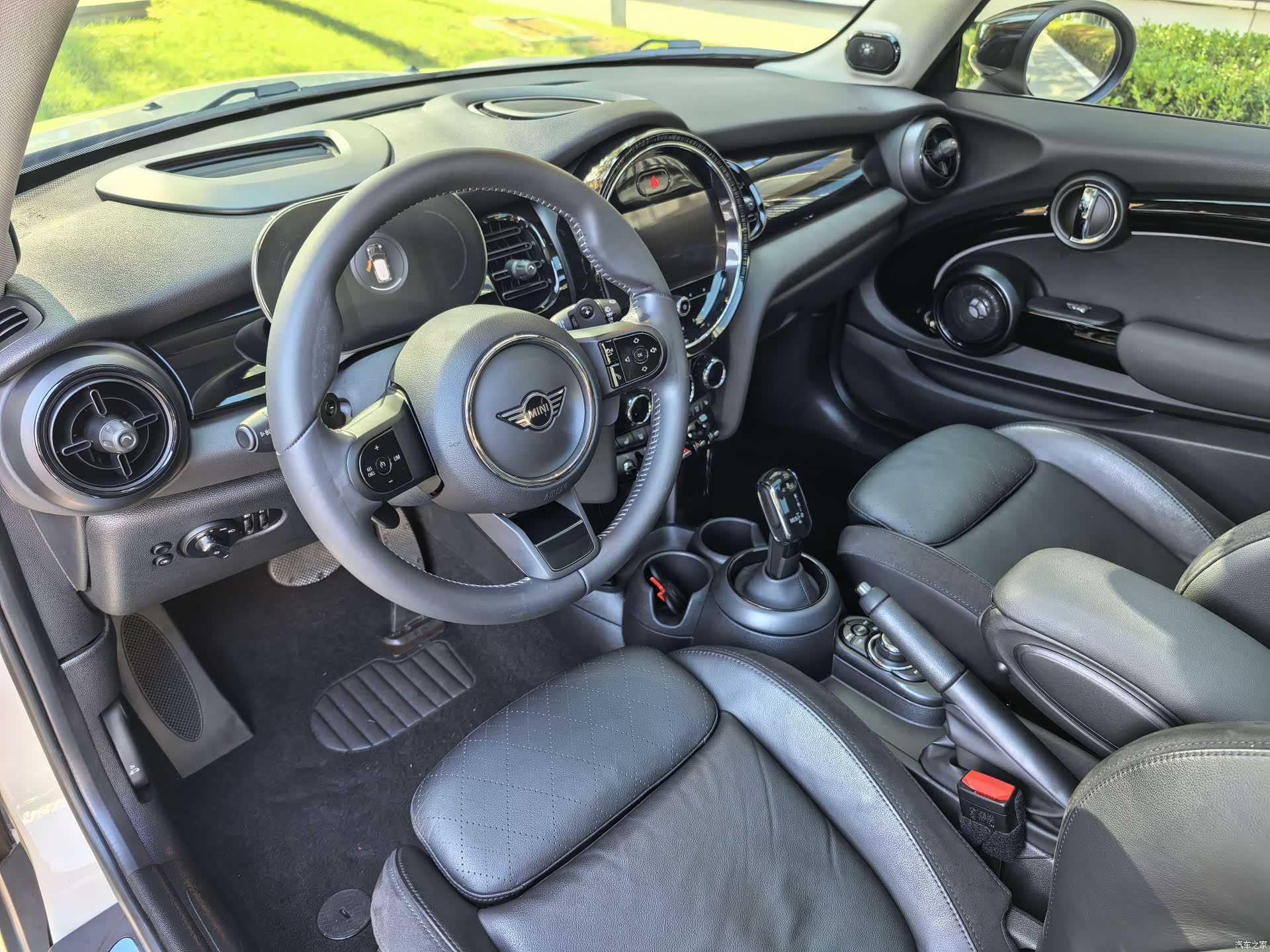 Mini Cooper, 2022 10