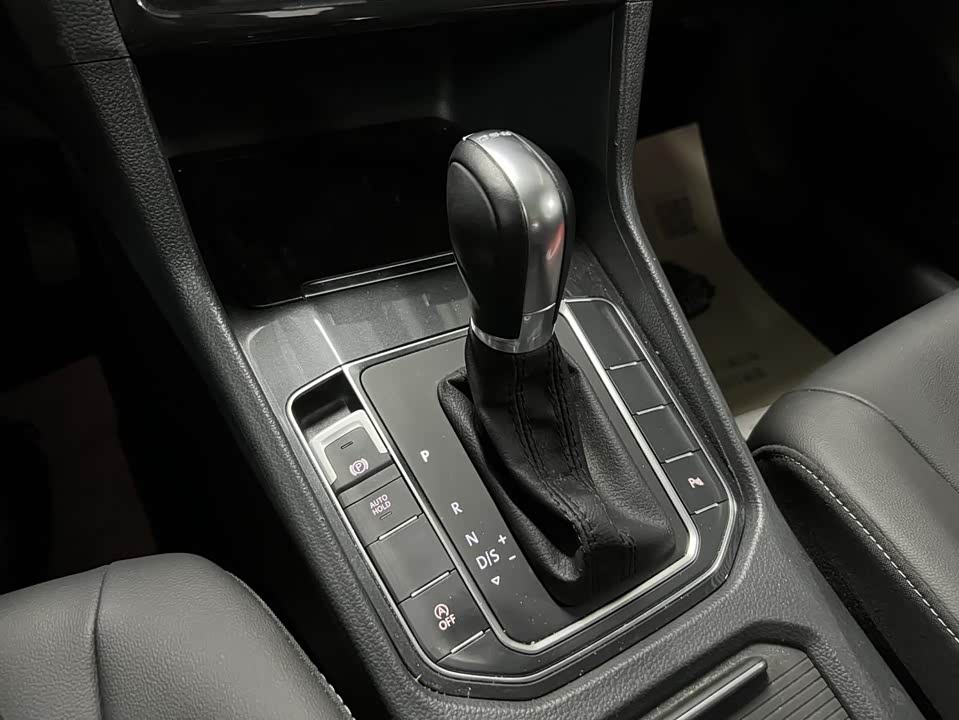 Volkswagen Golf*Jiayu Volkswagen Golf*Jiayu