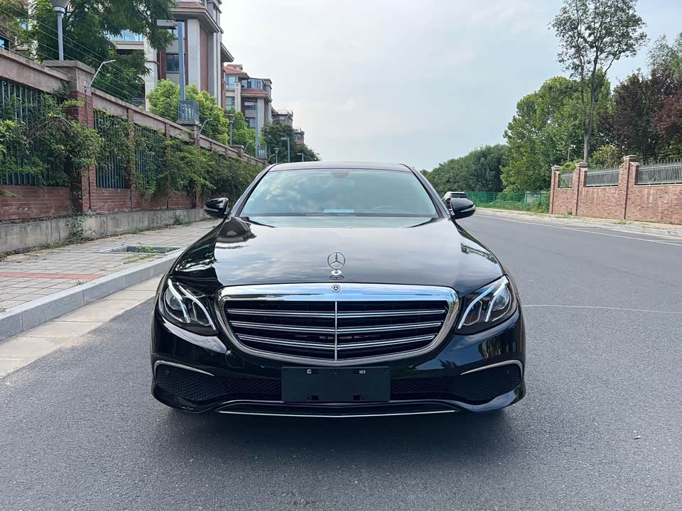 Mercedes-Benz E-class Mercedes-Benz E-class
