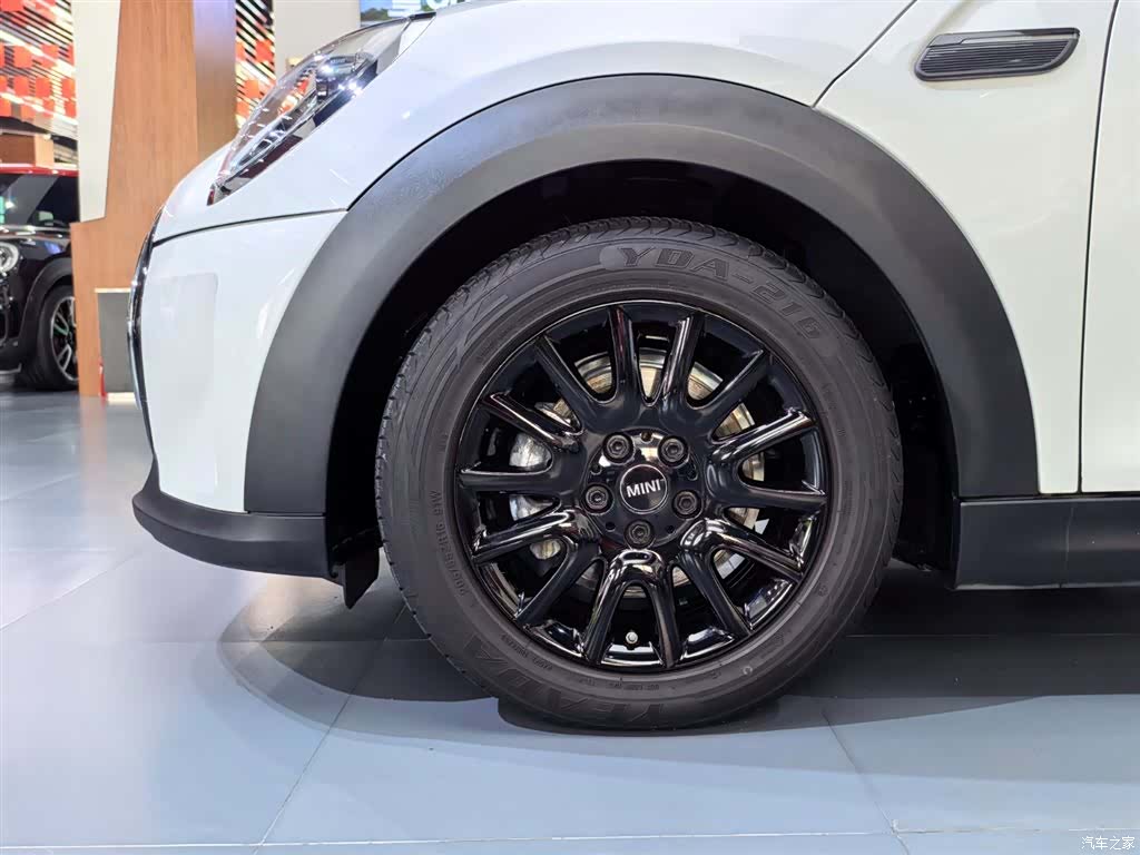Mini ONE, 2023 20