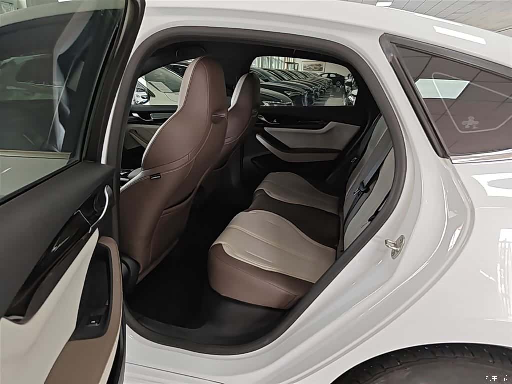 BYD Qin, 2024 17