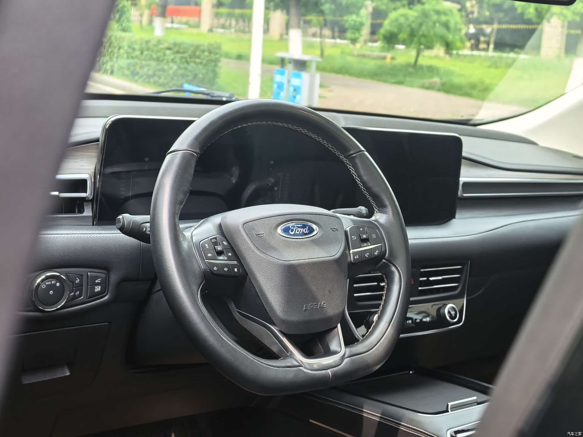 Ford Edge, 2021 9