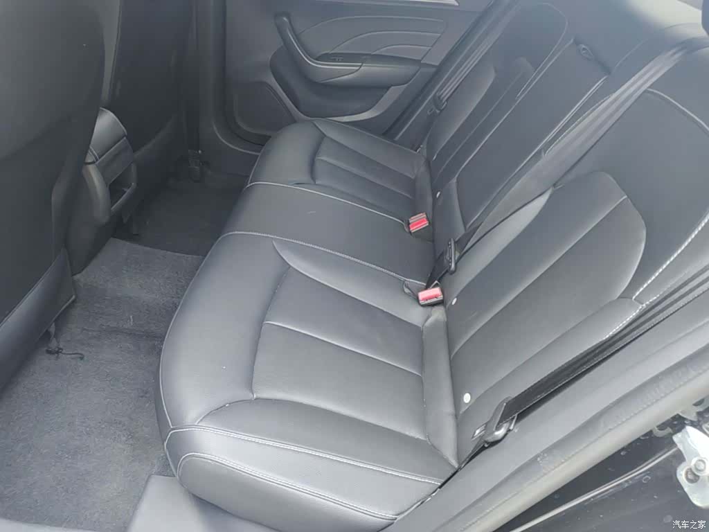 Roewe i6, 2019 17