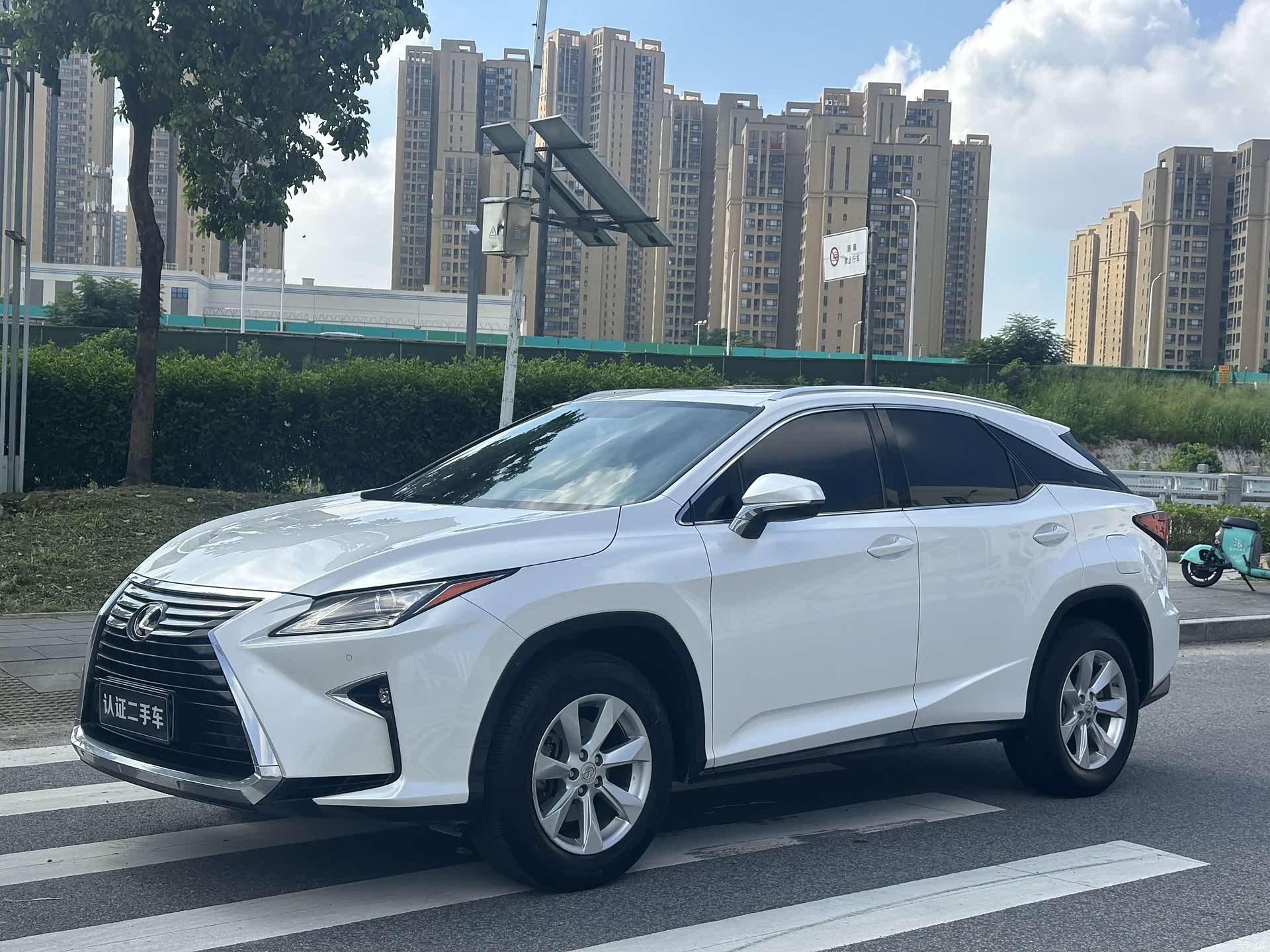 Lexus RX, 2016 1
