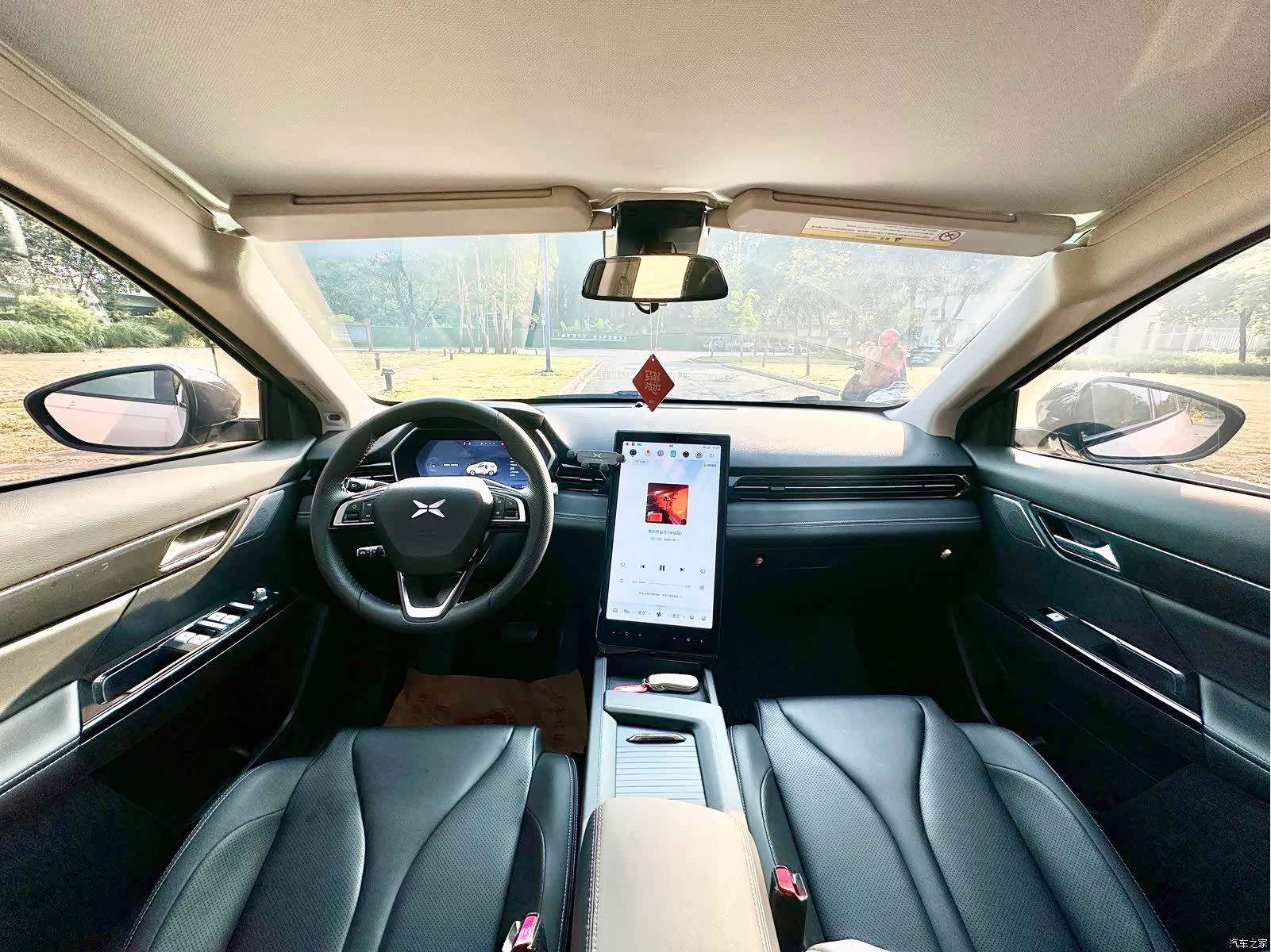 Xpeng G3i, 2022 9