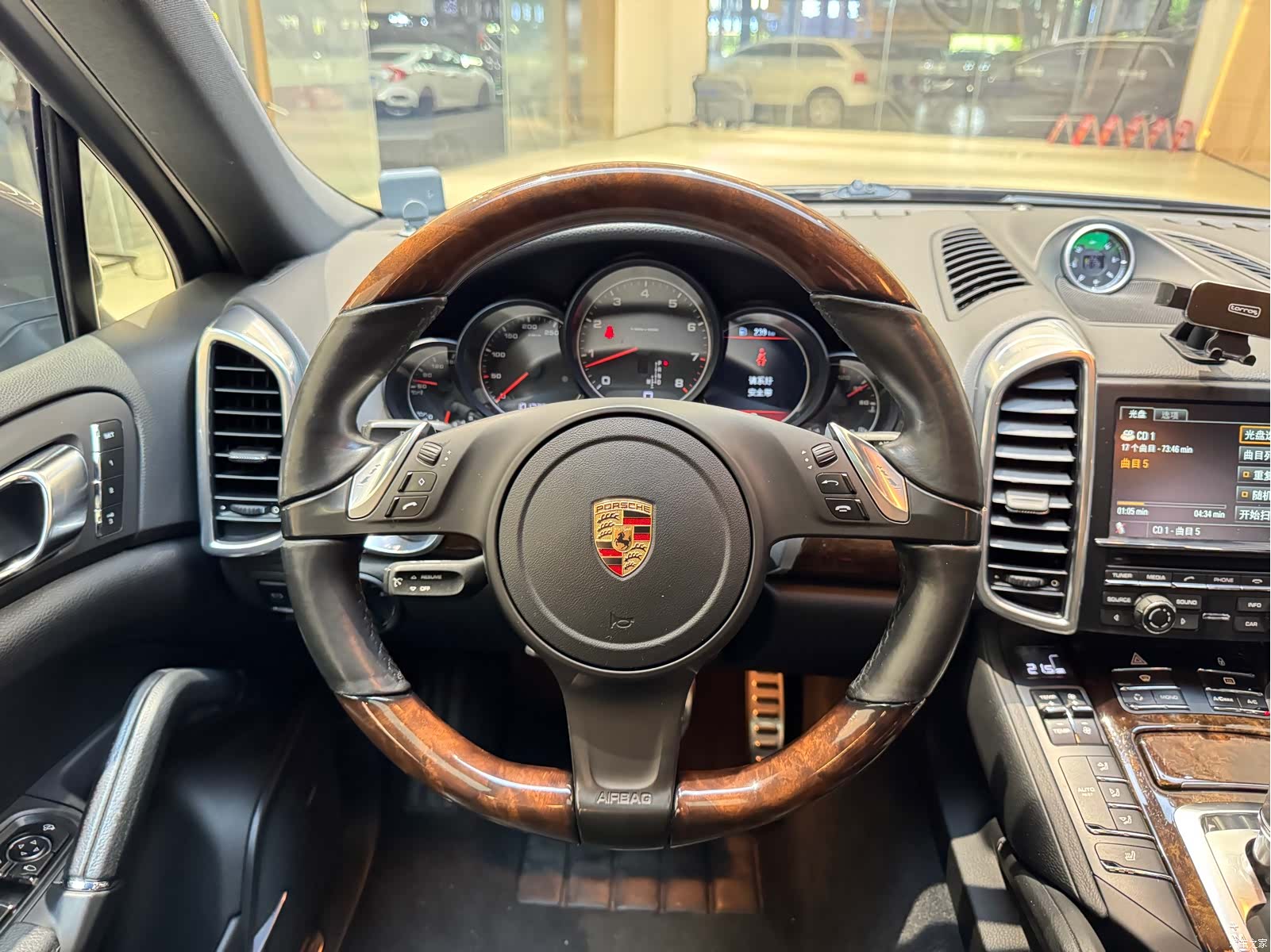 Porsche Cayenne, 2013 20