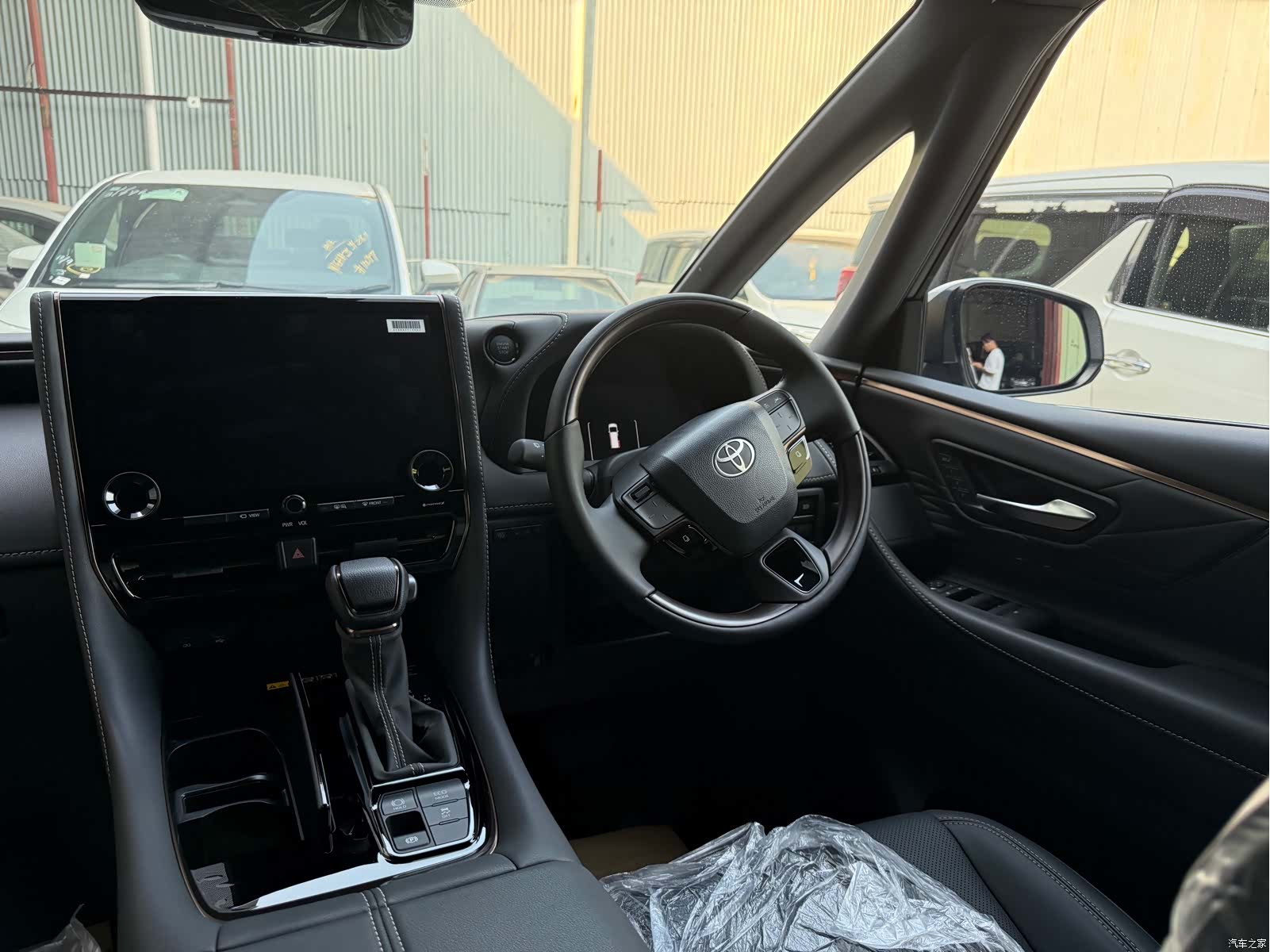 Toyota Alphard, 1900 все фото