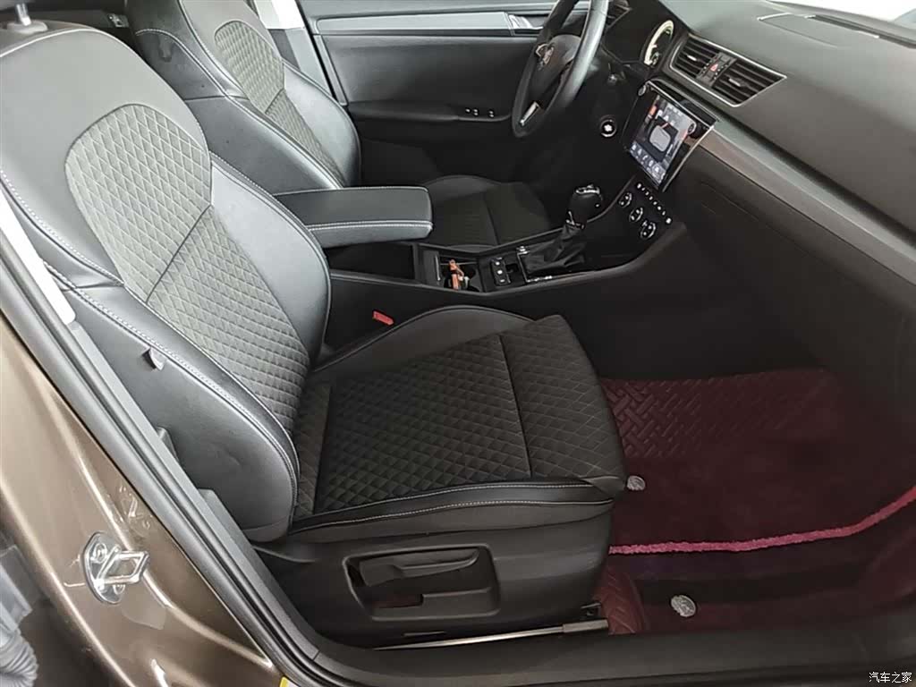 Skoda Superb, 2019 25