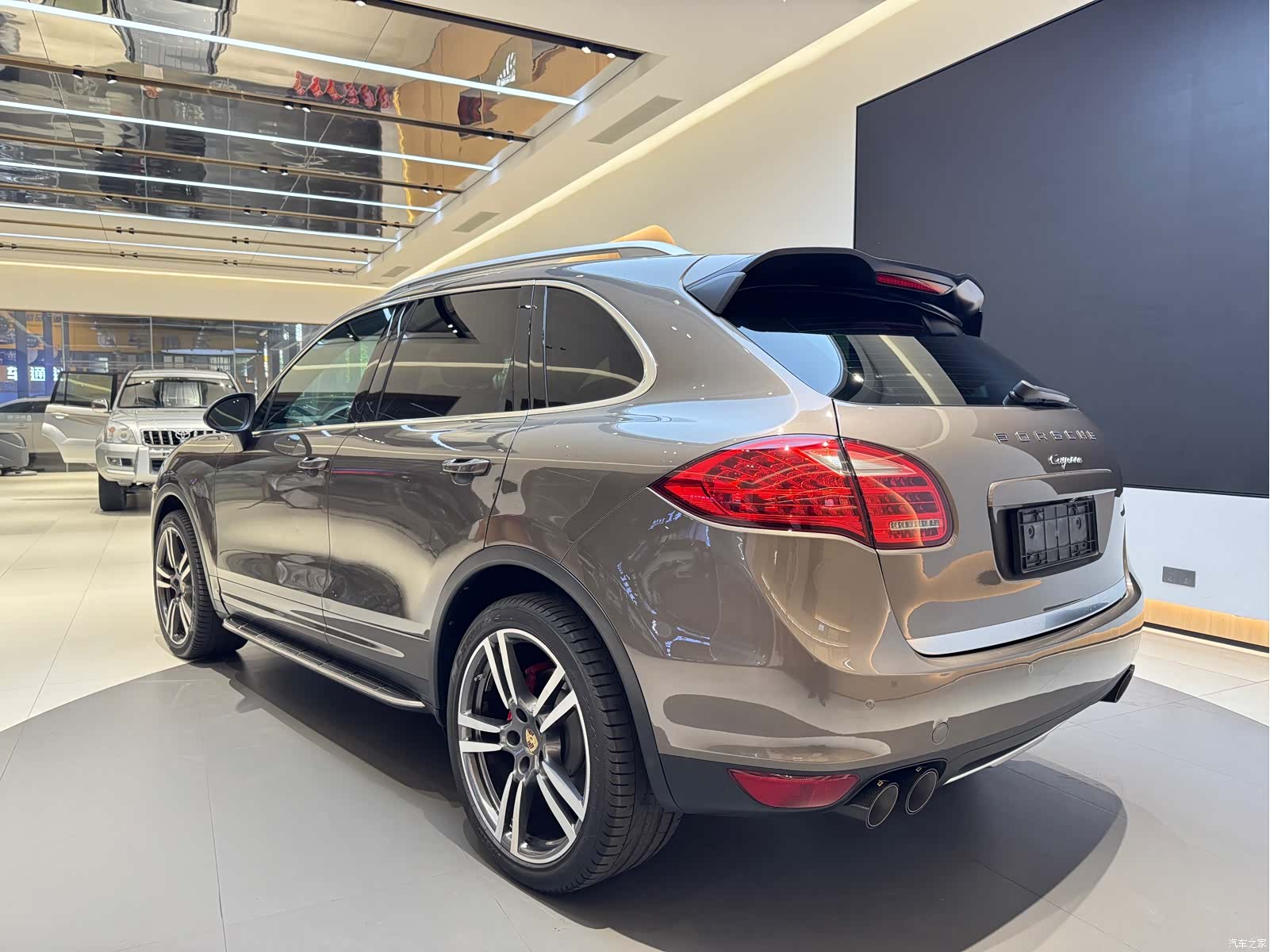 Porsche Cayenne, 2013 все фото