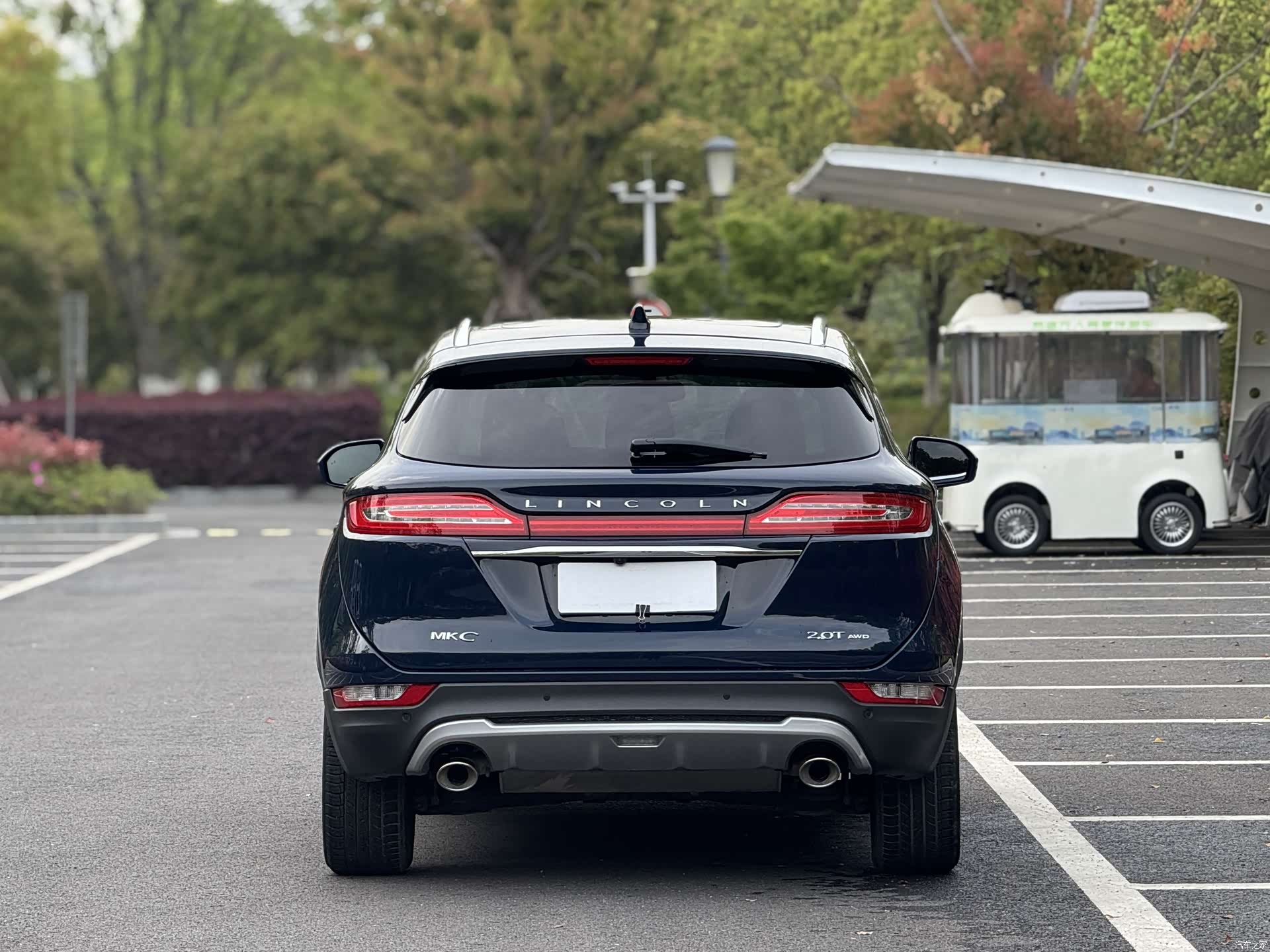 Lincoln MKC, 2020 все фото