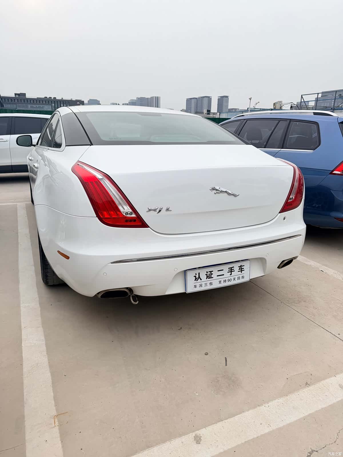 Jaguar XJ, 2012 все фото