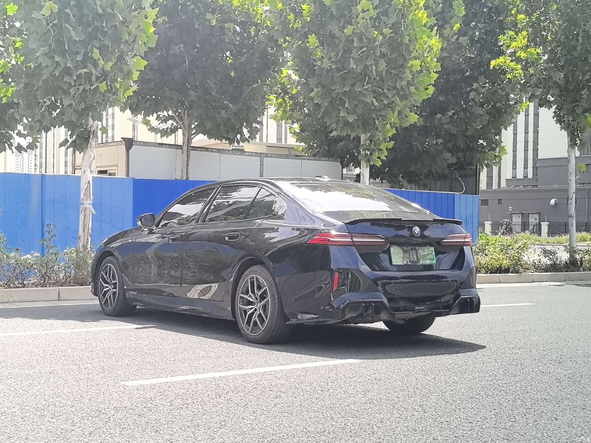 BMW i5, 2025 6