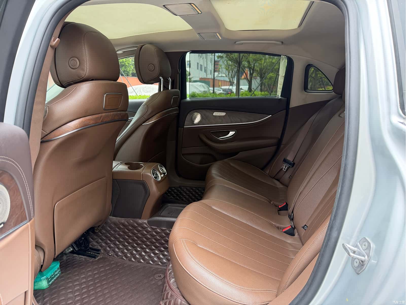 Mercedes-Benz E-Class, 2017 6
