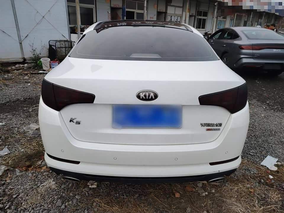 Kia K5 Kia K5