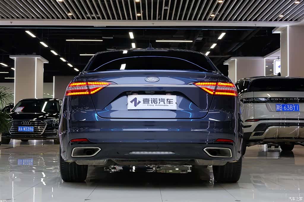 Ford Taurus, 2022 7