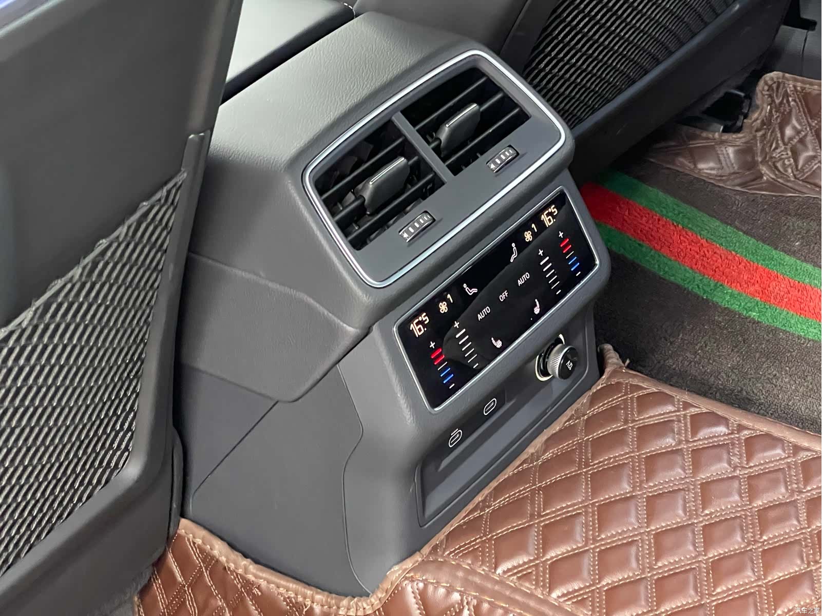 Audi A6L, 2023 15