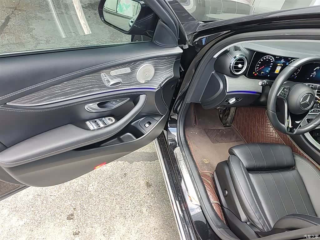 Mercedes-Benz E-Class, 2022 16