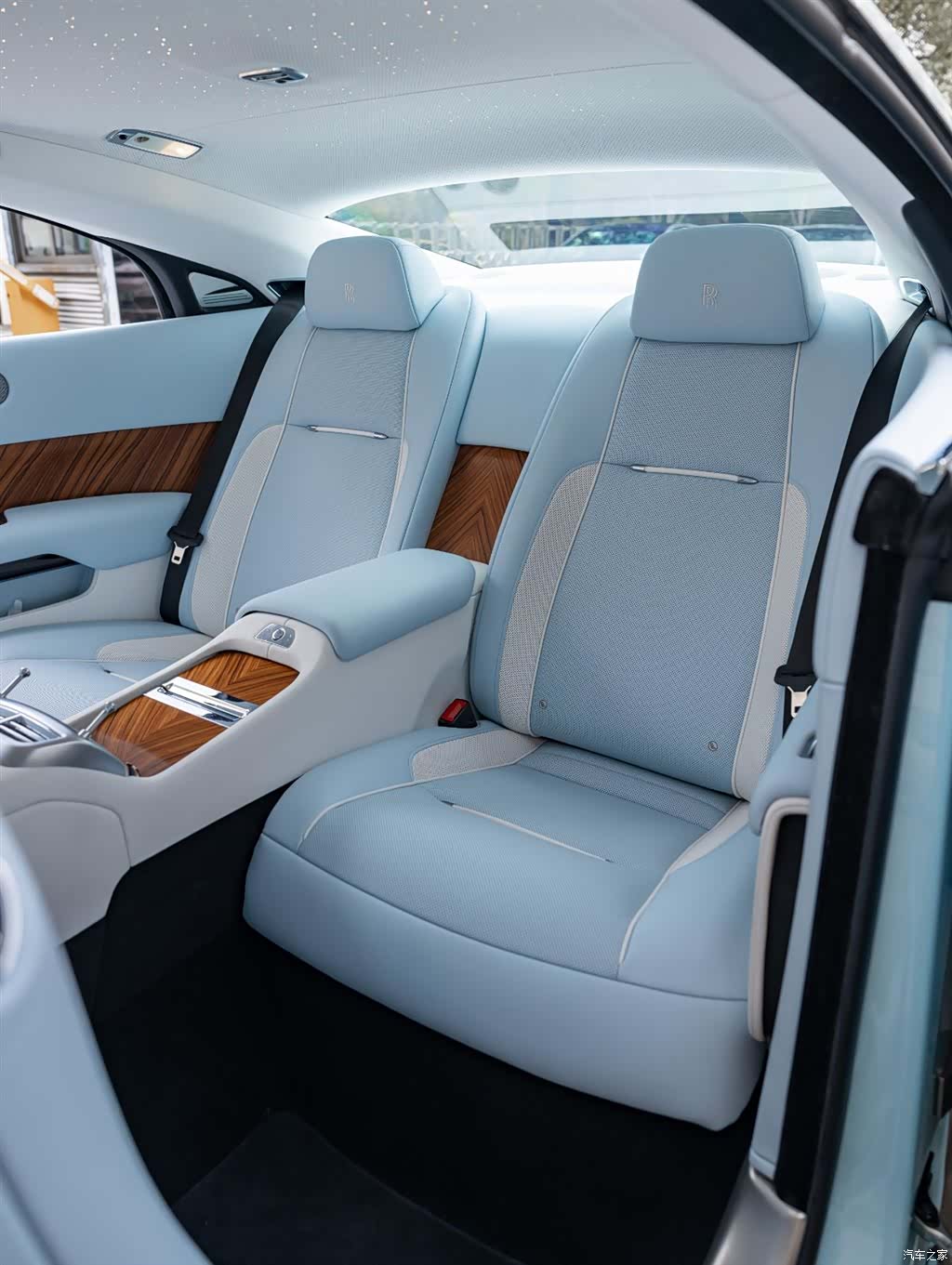 Rolls-Royce Wraith, 2017 22