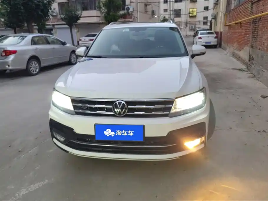 Volkswagen Tiguan L
