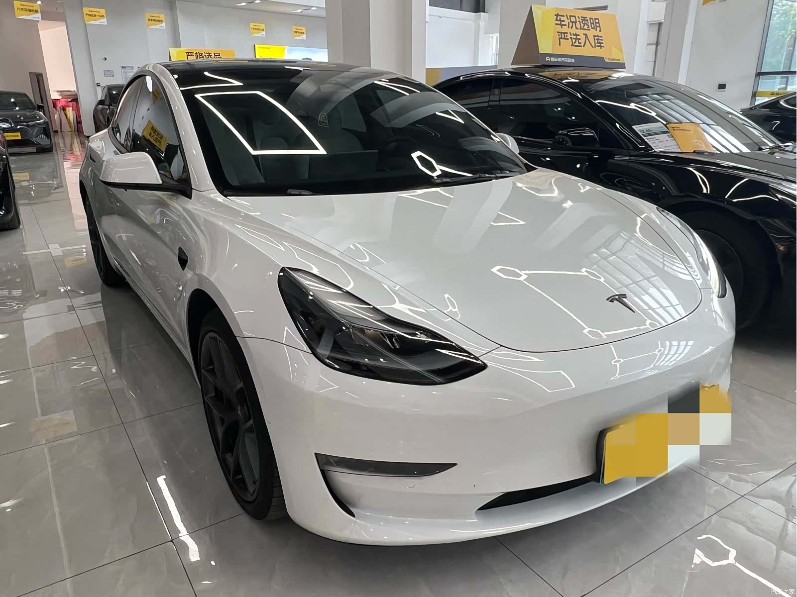 Tesla Model 3, 2022 3