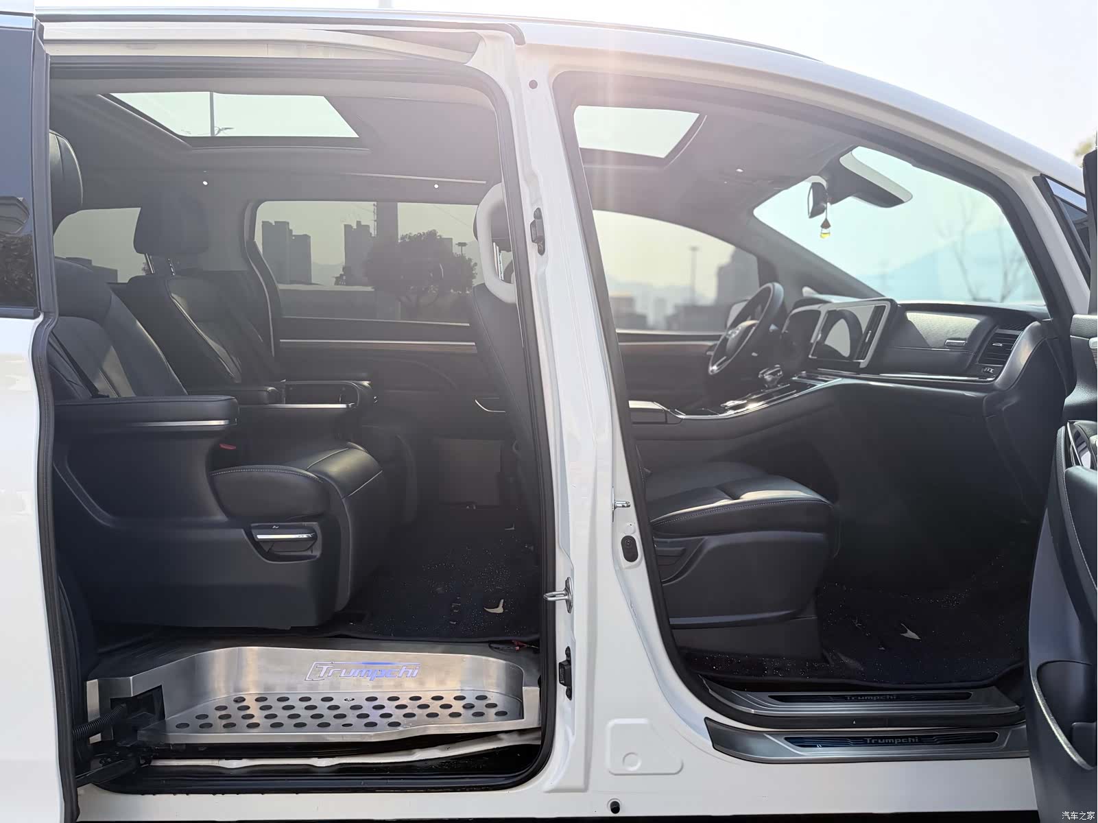 Trumpchi M8, 2021 13