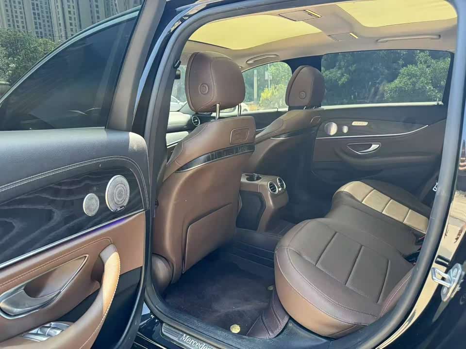 Mercedes-Benz E-class Mercedes-Benz E-class