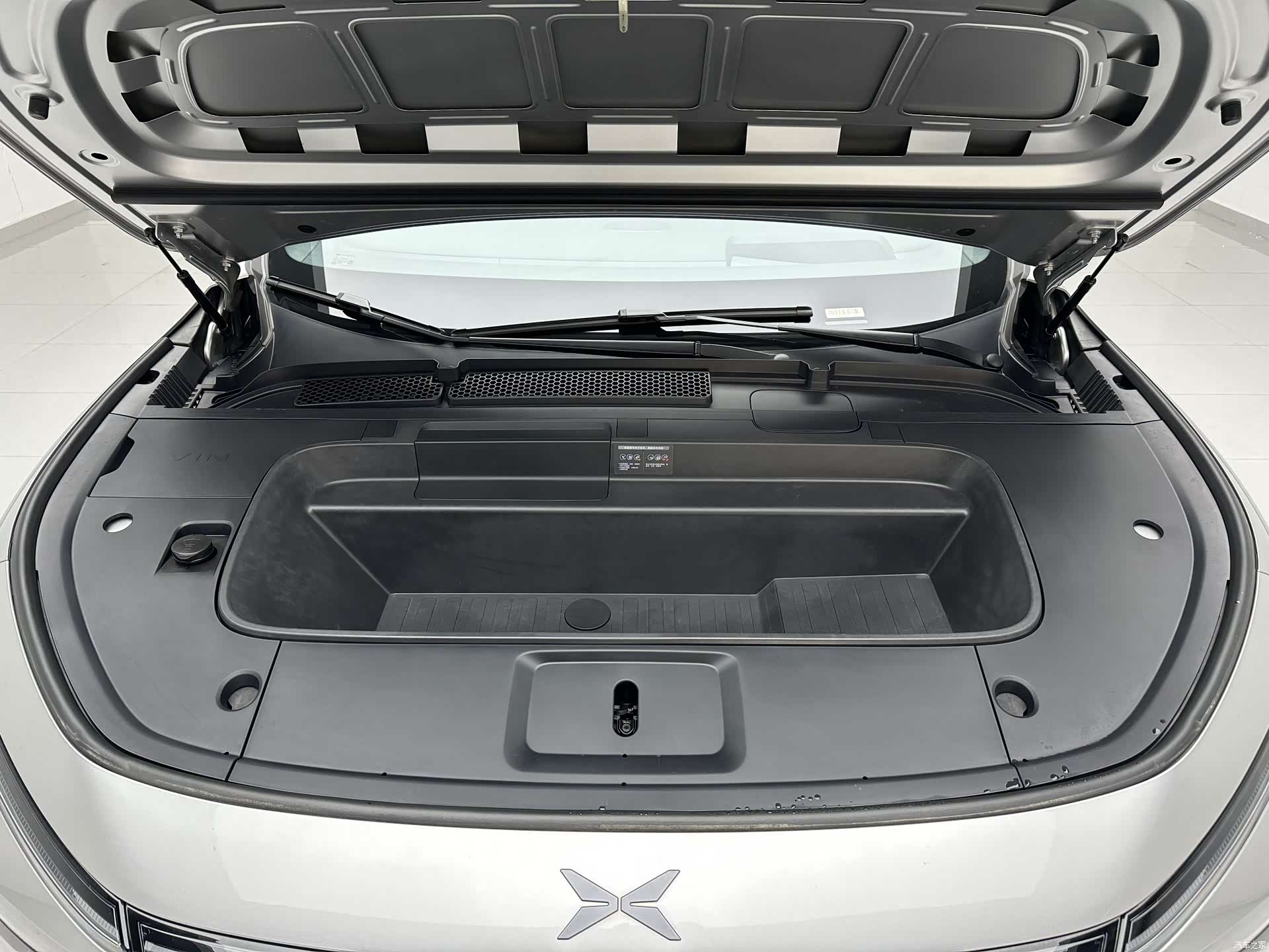 Xpeng G7, 2025 17