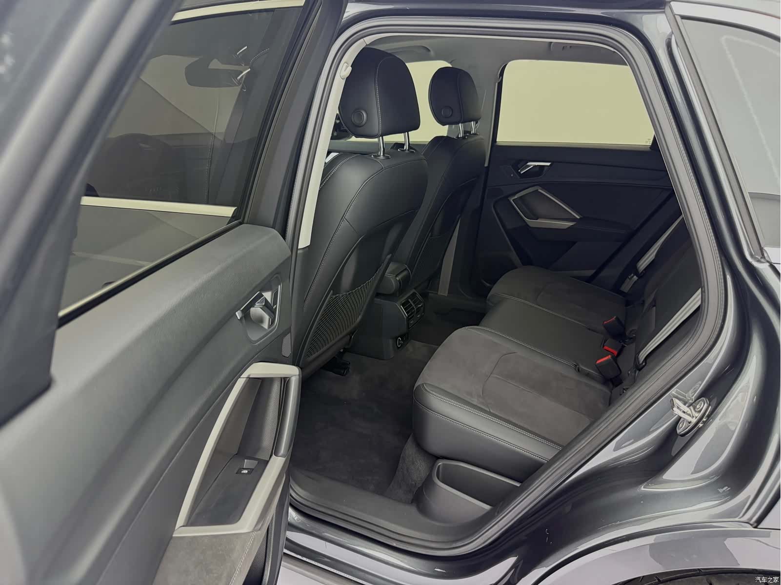 Audi Q3, 2022 15